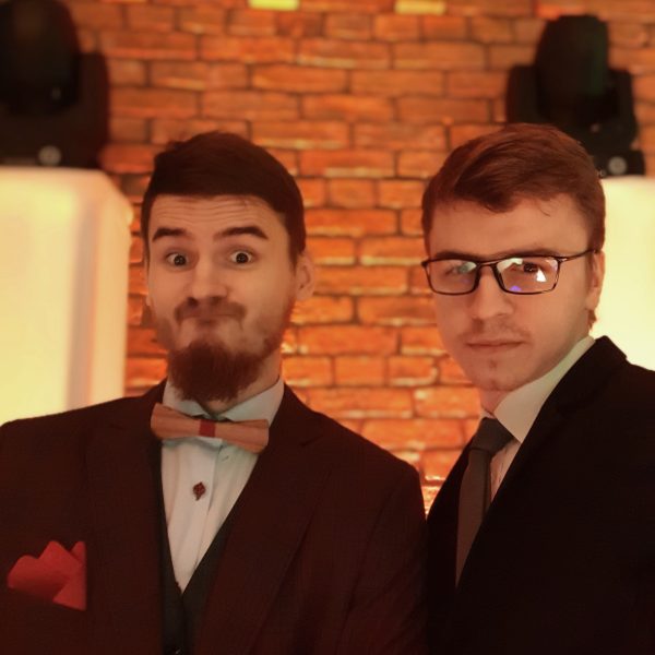 Maniek z mikrofonem